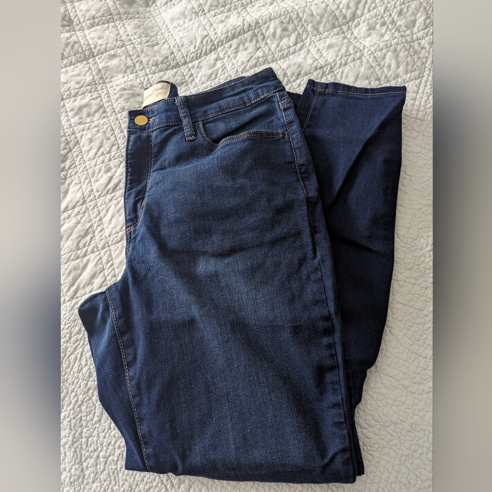 Universal Thread jeans